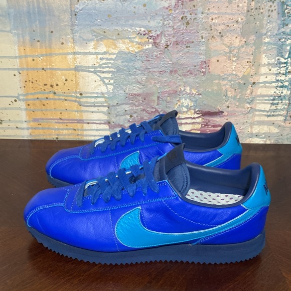Nike Cortez Premium leather Sneakers Shoes WMNS size 11